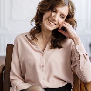 Professional wellness coach Sofia Kravchuk smiling